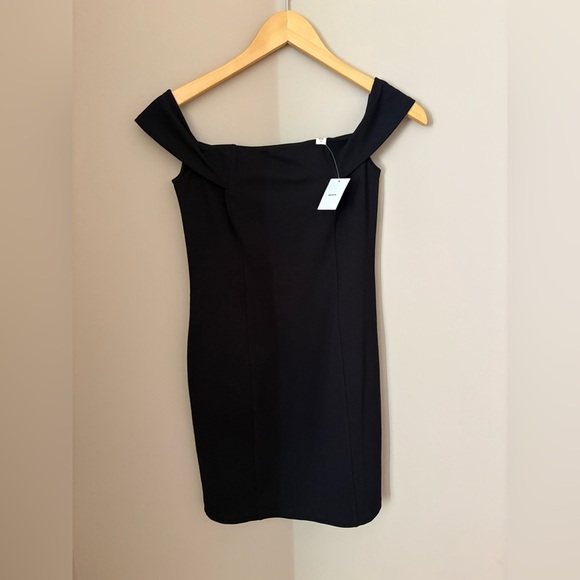Urban Outfitters Women's Black Off-The-Shoulder Mini Dress Size S - Picture 3 of 7